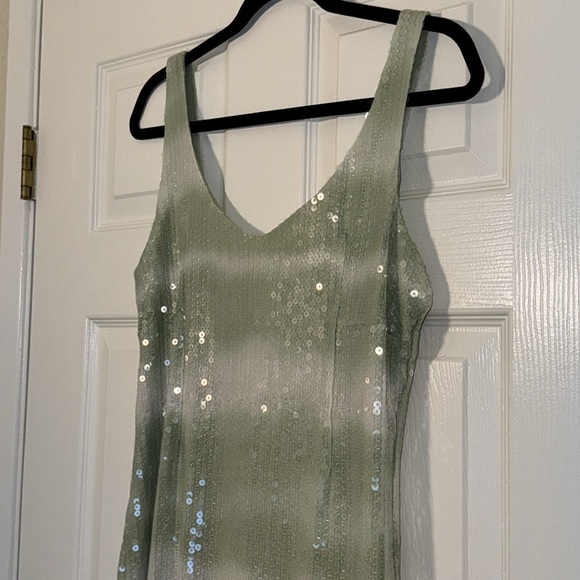 New Caroline Constas Mint Ombre Sequin V-Neck Sleeveless Midi Dress - Picture 6 of 6